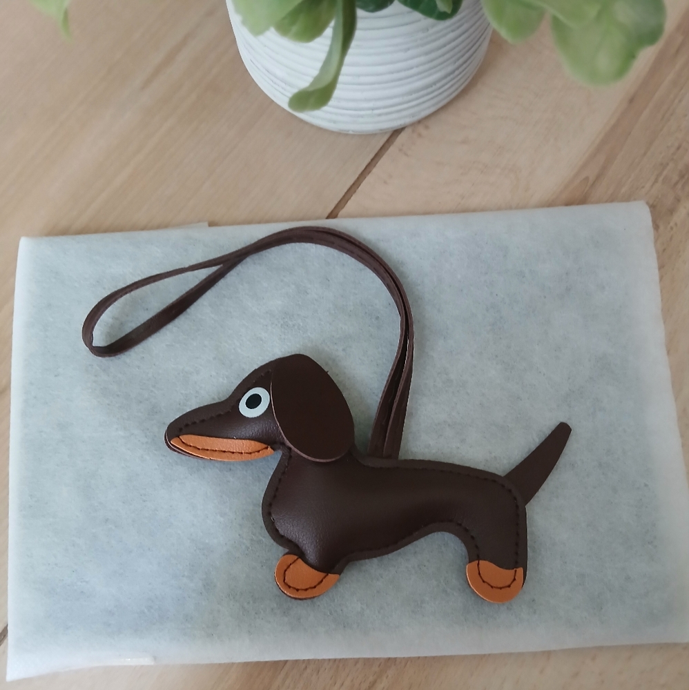 New Dachshund Leather Handbag Charm! Super Adorable! Brown/Orange Purse Charm